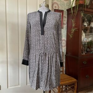 VINCE Black Gray White Rectangle Patterned Long Sleeve Dress with Drawstrings